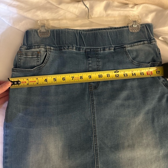 Nuggles denim skirt - Picture 6 of 6